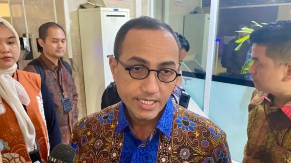 Kepala Eksekutif Pengawas Pasar Modal, Keuangan Derivatif, dan Bursa Karbon (PMDK) OJK Hasan Fawzi./Antara
