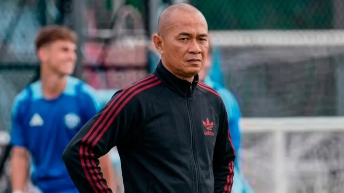 Kurniawan Dwi Yulianto akan pimpin Timnas U-17 berlaga di Piala AFF 2026.