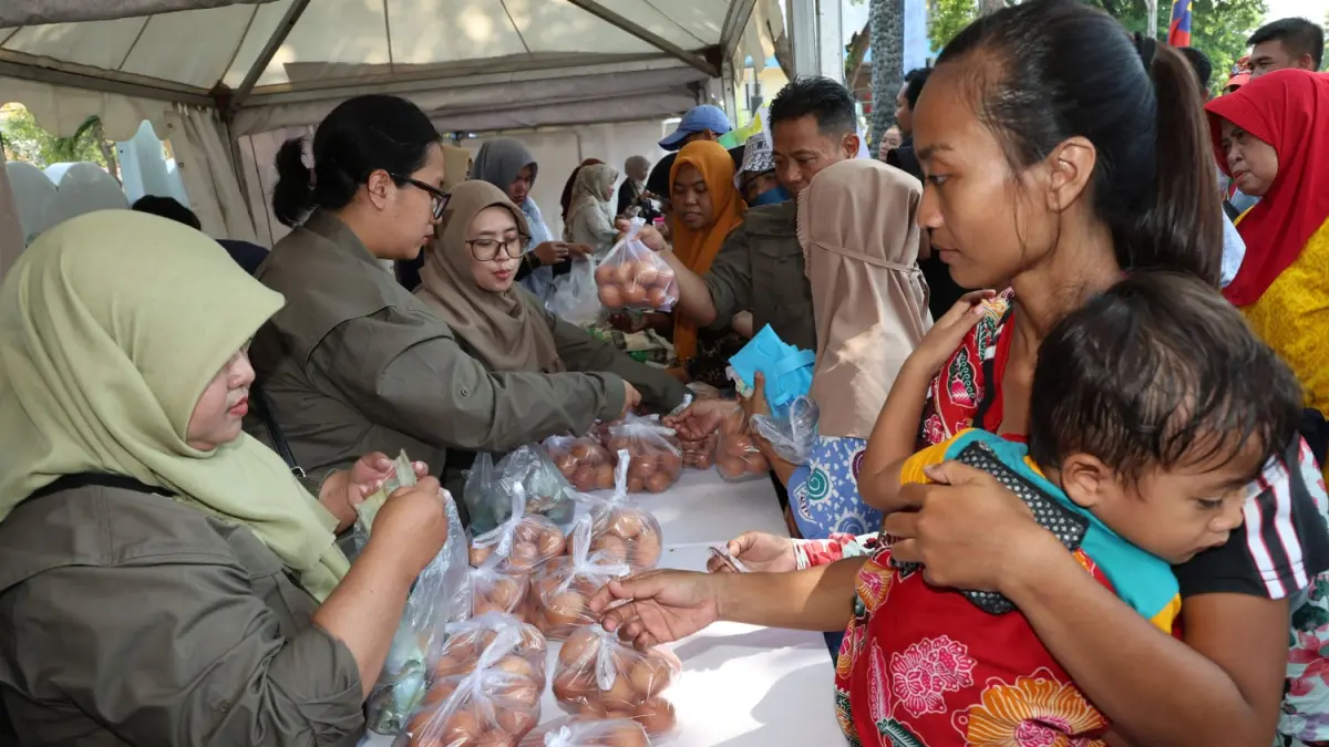 Belanja bahan pokok di pasar murah. Koperasi Merah Putih bakal menyediakan aneka bahan kebutuhan pokok. (IST)