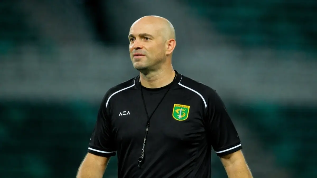 Pelatih Persebaya Bernardo Tavares. (Persebaya) 