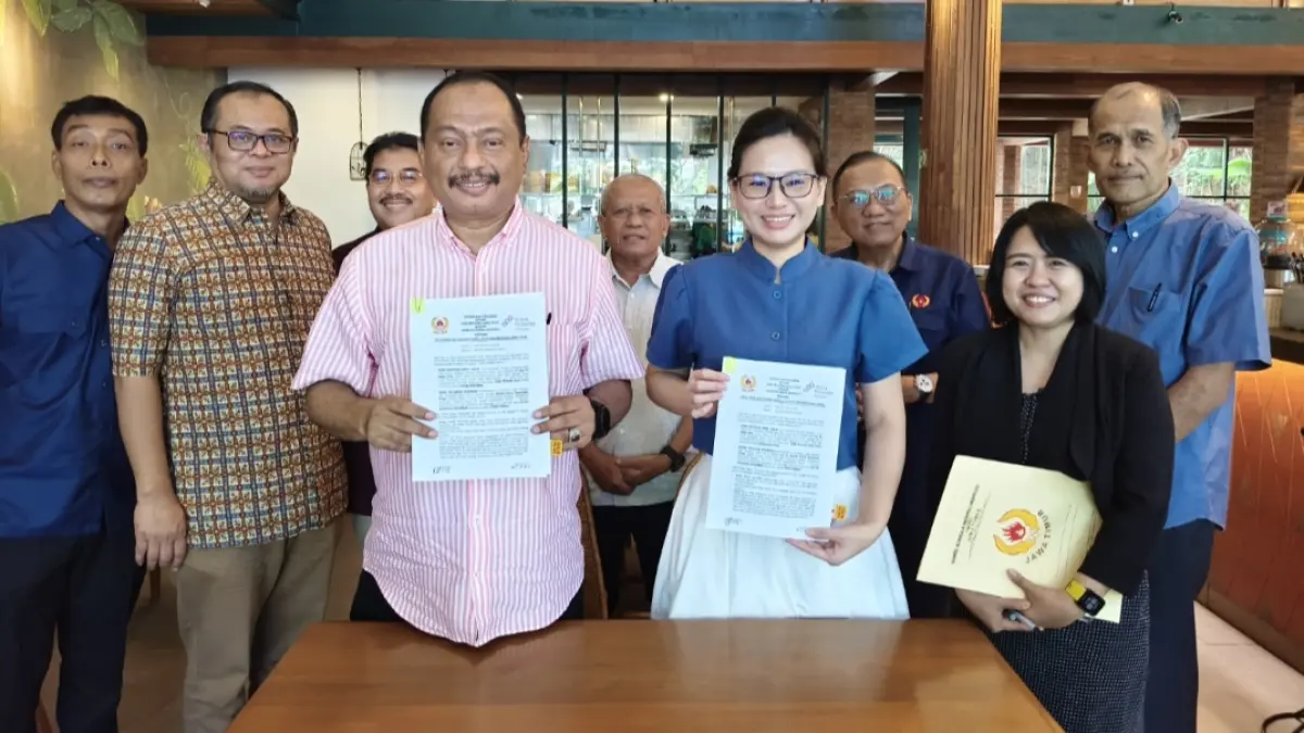 Penandatanganan MoU KONI Jawa Timur dan RS Mitra Keluarga Kenjeran Surabaya.(KONI Jatim). 