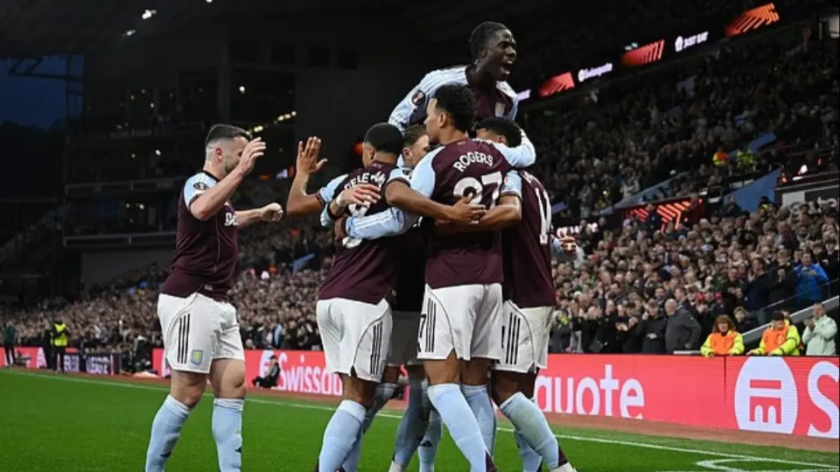 Villa menghajar Bologna 3-0 pada leg kedua dan menang agregat 6-1 untuk memastikan lolos ke semifinal Liga Europa.(dailymail) 
