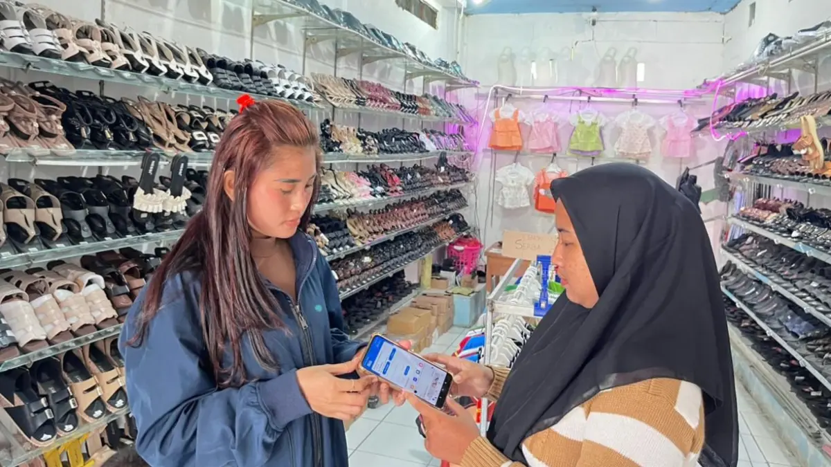 Holding Ultra Mikro juga mendorong penguatan peran nasabah melalui integrasi sebagai BRILink Agen Mekaar.