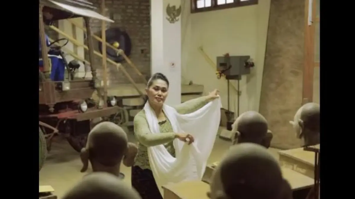 Mulyani menampilkan tarian performatif bertajuk Kesadaran Napas di Yogyakarta. (IST
