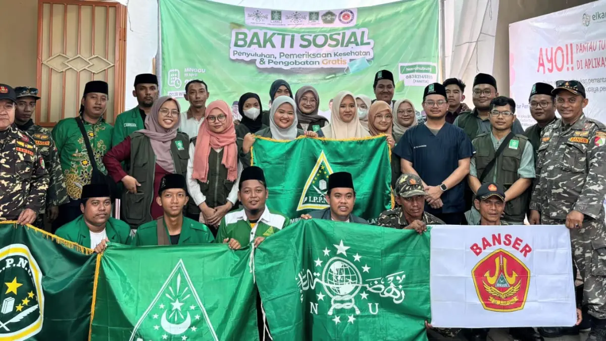 KOLABORASI: Kegiatan bakti sosial ini menjadi wujud sinergi lintas elemen NU dalam menghadirkan layanan kesehatan gratis sekaligus edukasi bagi masyarakat.(IST/RADAR SURABAYA)