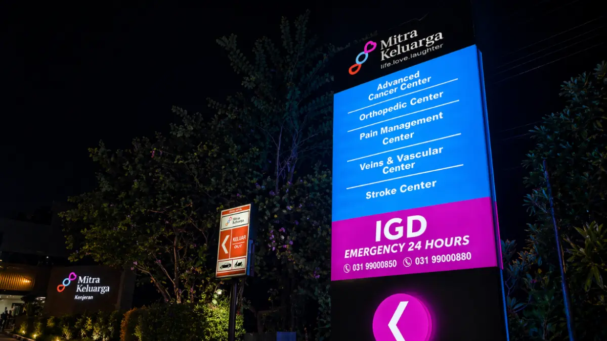 Vein & Vascular Center di RS Mitra Keluarga Kenjeran, masyarakat kini dapat memperoleh layanan kesehatan varises yang modern, komprehensif dan berstandar internasional.