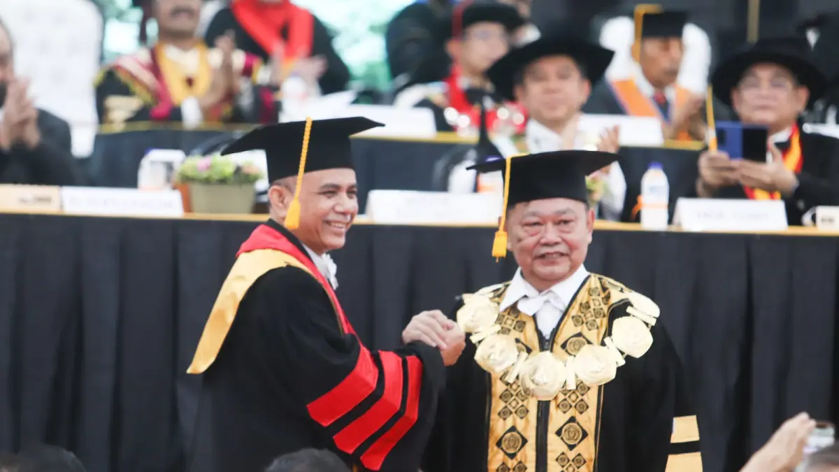 Prof Dossy Iskandar Prasetyo Dikukuhkan Guru Besar Ubhara Surabaya, Soroti Sikap Ambivalen terhadap Partai Politik