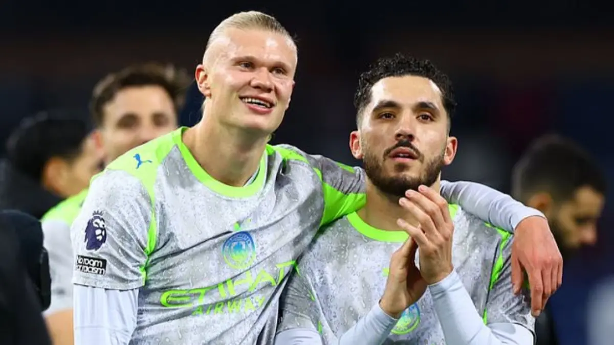 Erling Haaland (kiri) jadi pembeda pada laga Burnley vs Manchester City. (Dailymail) 