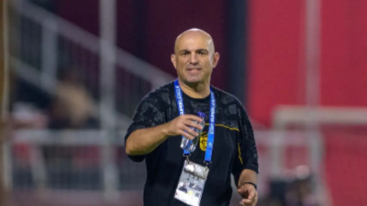 Bernardo Tavares siapkan kejutan. (Andy Satria). 