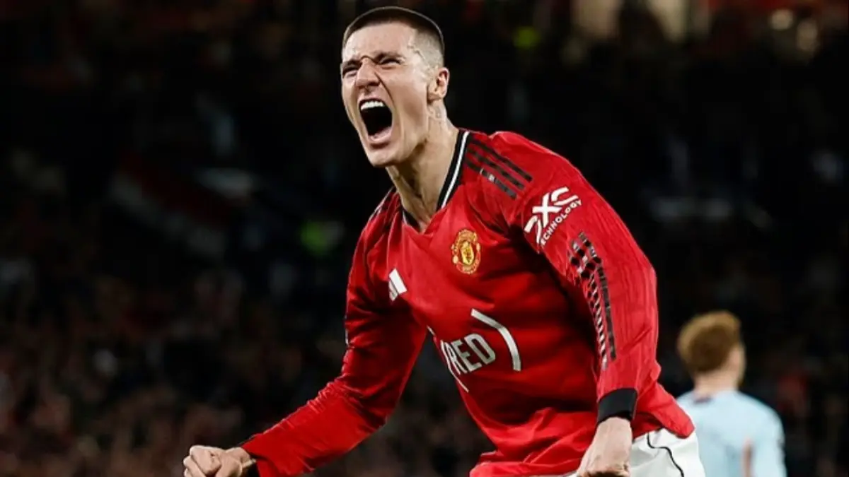 Benjamin Sesko kini telah mencetak 10 gol untuk Manchester United pada musim debutnya di Premier League.(dailymail) 