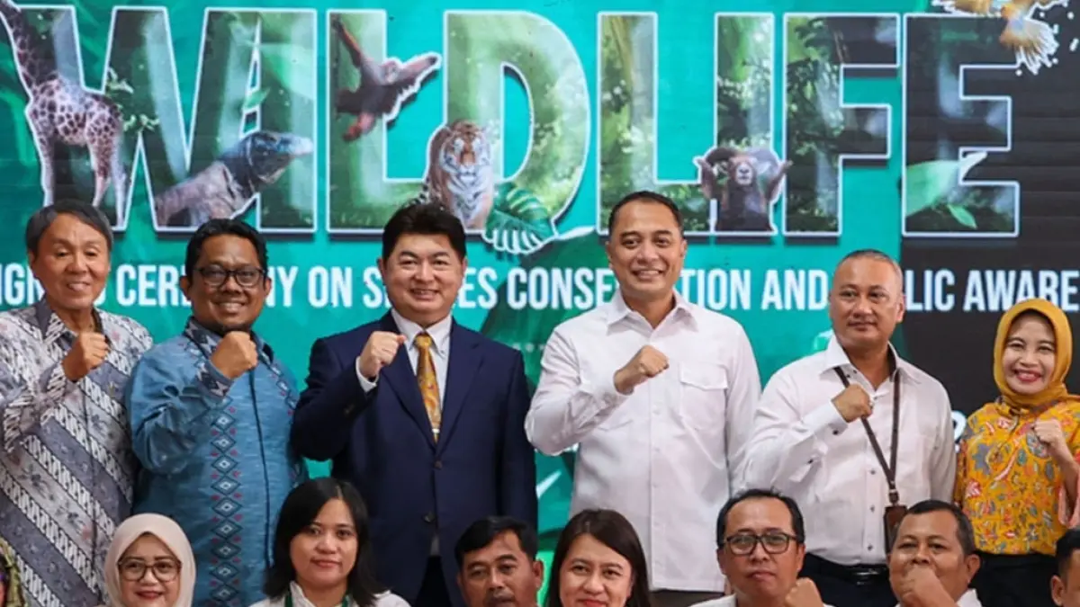 Kerja sama Surabaya dan. Jepang untuk pengembangbiakkan Komodo. 