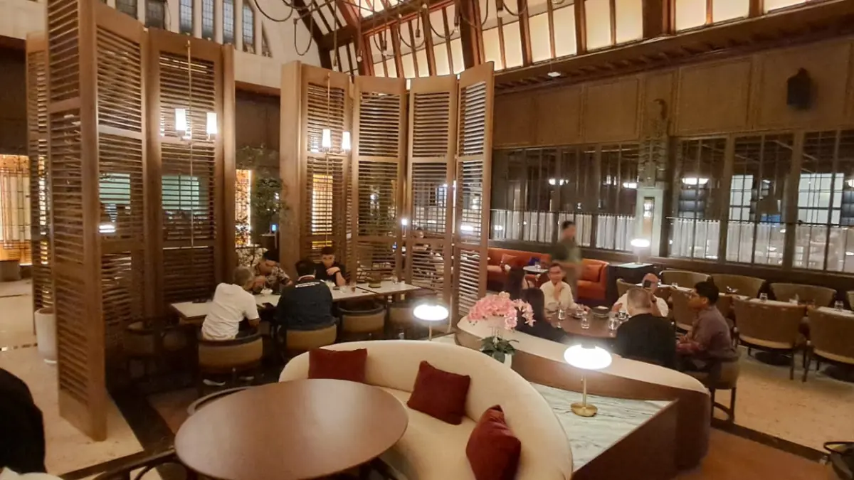 JADI JUJUKAN: 10 Regentstraat hadir sebagai tempat makan bernuansa heritage yang nyaman, sekaligus menjadi jujukan baru bagi pecinta kuliner di Kota Pahlawan.