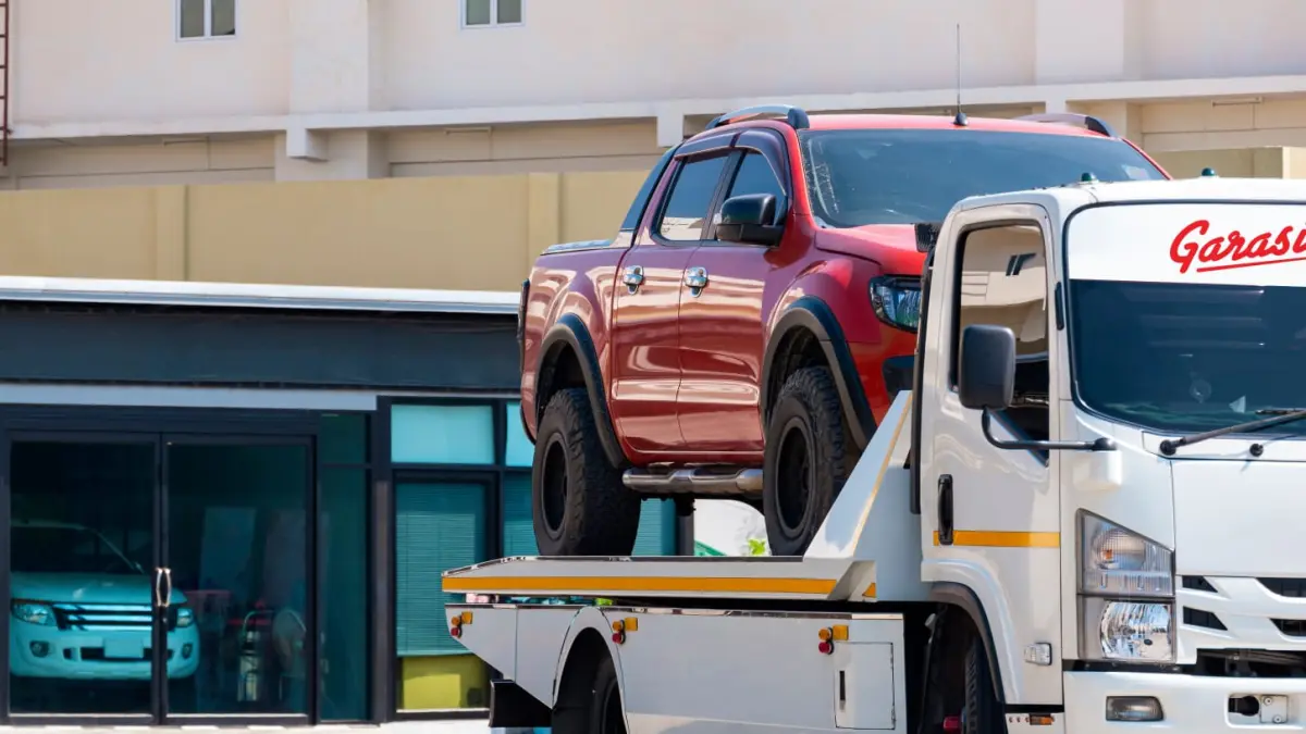 Ketika mobil sudah tidak dapat digunakan Towing Express dari Garasi.id menjadi pilihan yang tepat dan aman. (Garasi.id)