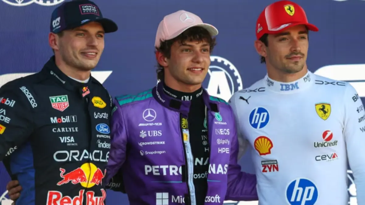 Kimi Antonelli (tengah), Max Verstappen, dan Charles Leclerc (kanan). (The Guardian). 