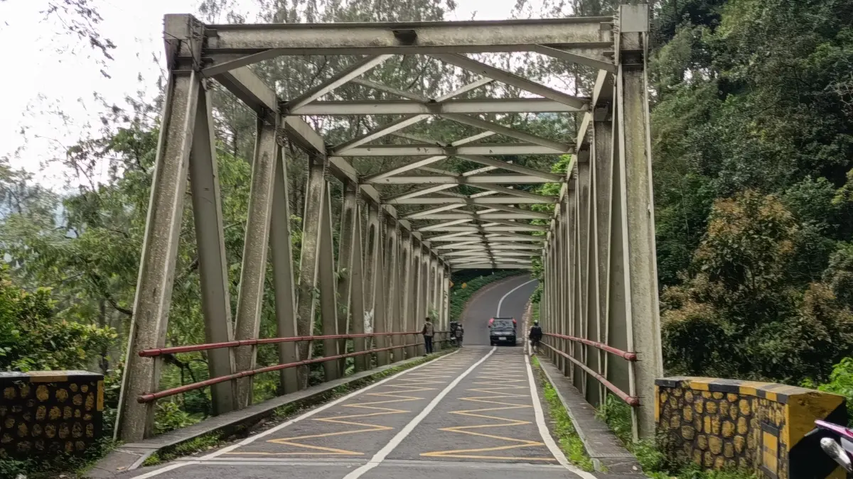 Jembatan Cangar yang menjadi penghubung Batu–Mojokerto dahulu menjadi jalur perang di era penjajahan Jepang. (Mus Purmadani/Radar Surabaya)