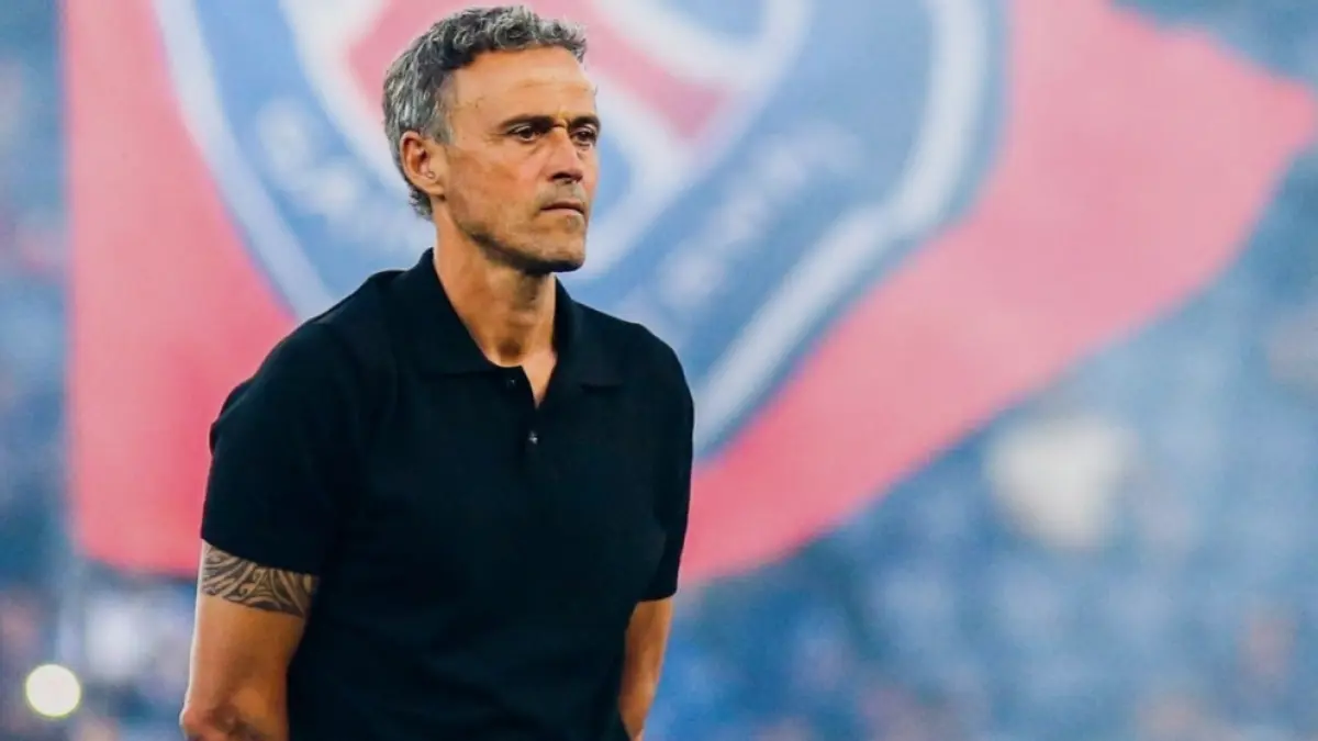 Luis Enrique membuat Paris Saint-Germain menjadi tim yang modern, halus dan presisi. 