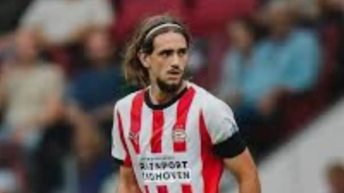Yarek Gasiorowski jadi incaran baru Arsenal. 