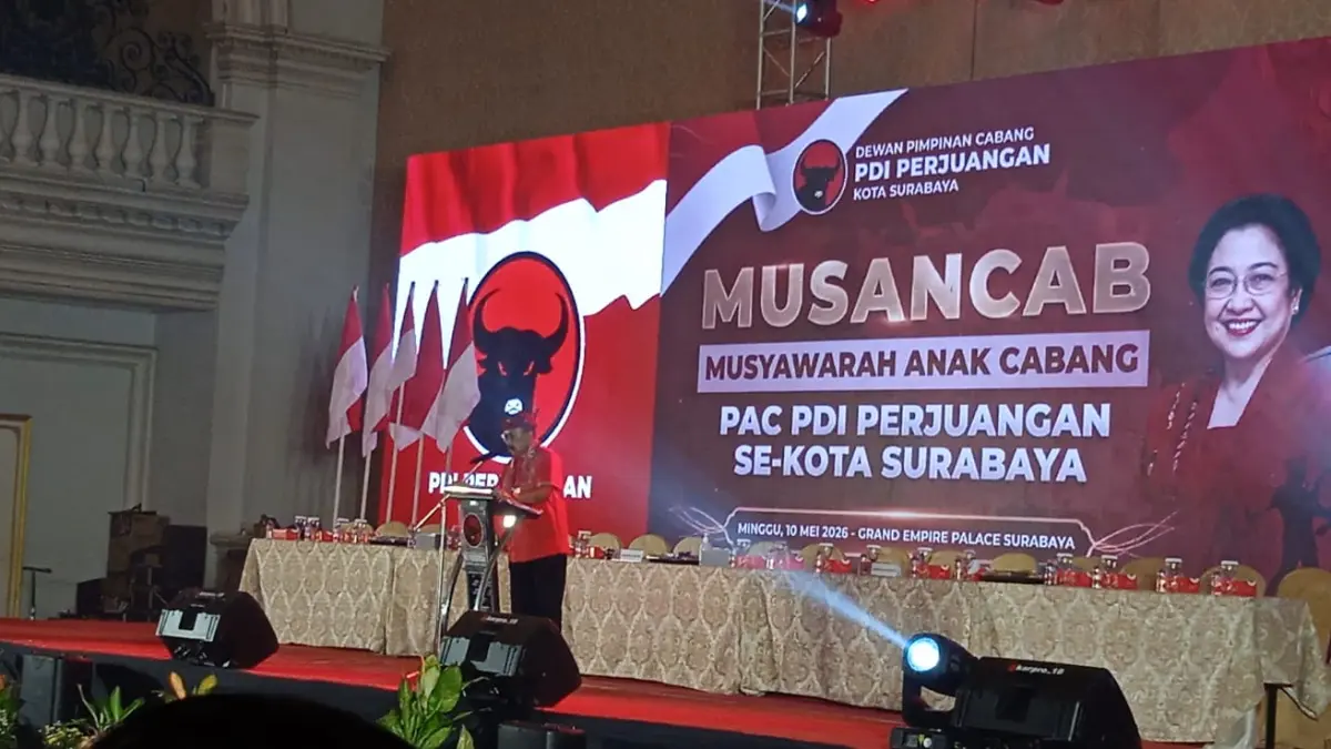 OPTIMISTIS: Ketua DPC PDIP Surabaya Armuji saat Musancab PAC se -Surabaya. Ia menargetkan 15 kursi di DPRD Surabaya.(IST/RADAR SURABAYA)