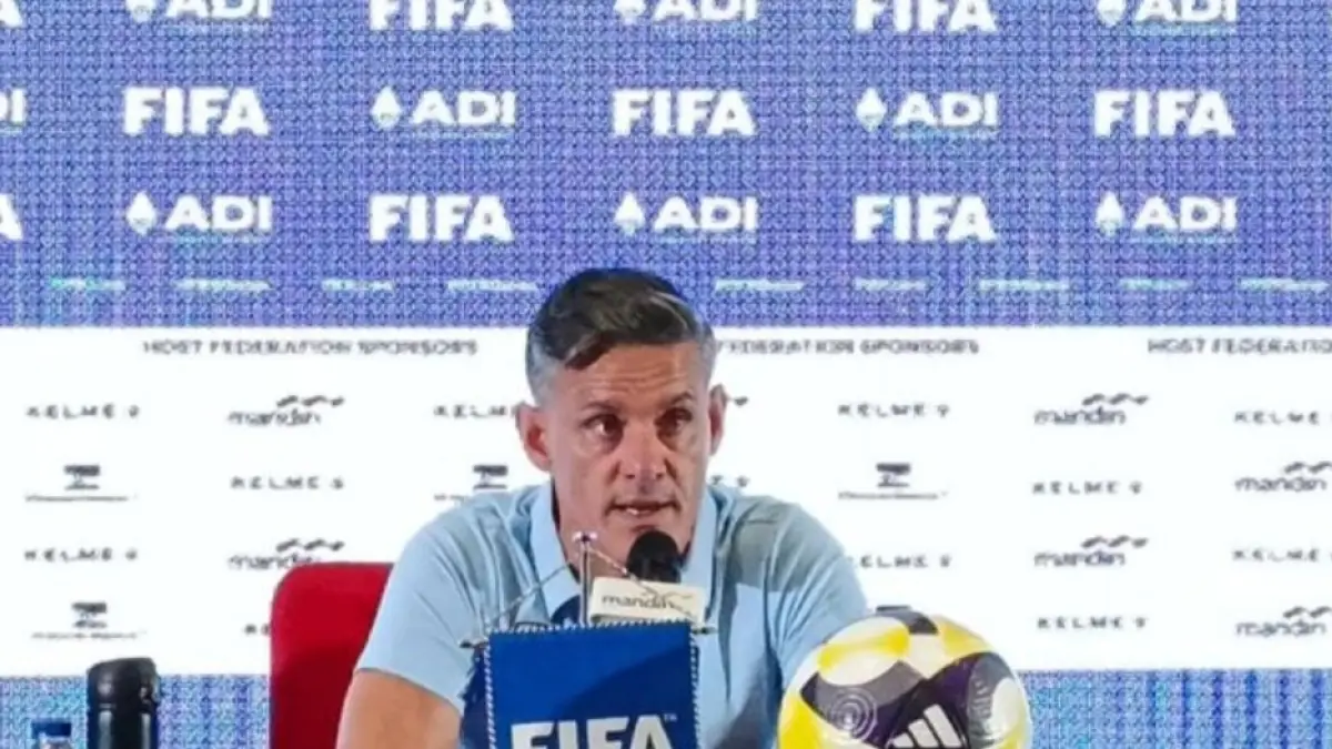 Pelatih Timnas Indonesia John Herdman. 