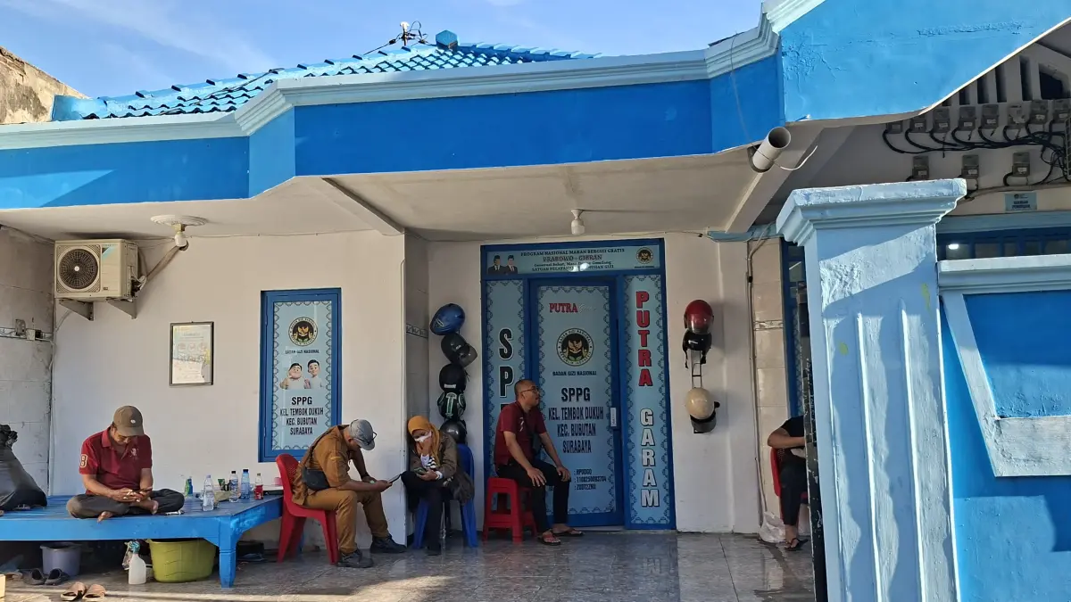 SPPG Tembok Dukuh di Jalan Demak Madya, Bubutan, Surabaya yang menu dagingnya membuat ratusan siswa keracunan MBG.(IST/RADAR SURABAYA)