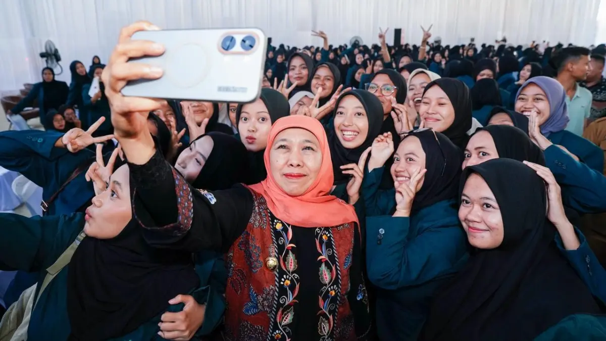 Untuk memperkuat kualitas SDM, Pemprov Jawa Timur terus menjalankan berbagai program strategis di bidang pendidikan. (HUMAS PEMPROV JATIM)