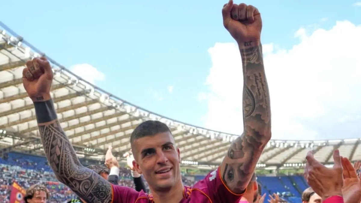 Dua gol kemenangan Roma dicetak oleh Gianluca Mancini melalui sundulan memanfaatkan situasi sepak pojok di masing-masing babak. (The Guardian) 
