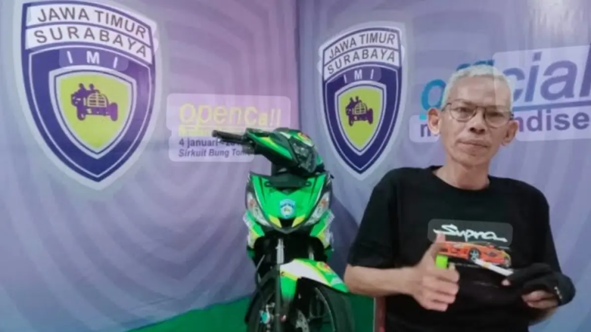 Ketua Ikatan Motor Indonesia (IMI) Kota Surabaya, Samsurin,