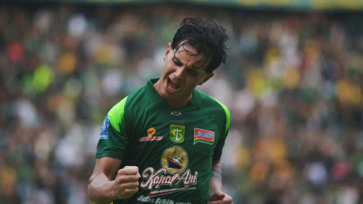 Bruno Moreira jadi bintang Persebaya pada laga pamungkas BRI Super League 2025/2026.(Andy Satria) 