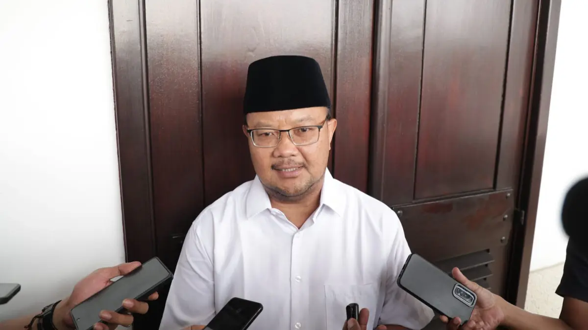 TEGAS: Direktur Utama PT RPH Surabaya Perseroda, Fajar A. Isnugroho, tak mau kecolongan. Pihaknya melakukan screening ketat terhadap hewan kurban.(IST/RADAR SURABAYA)