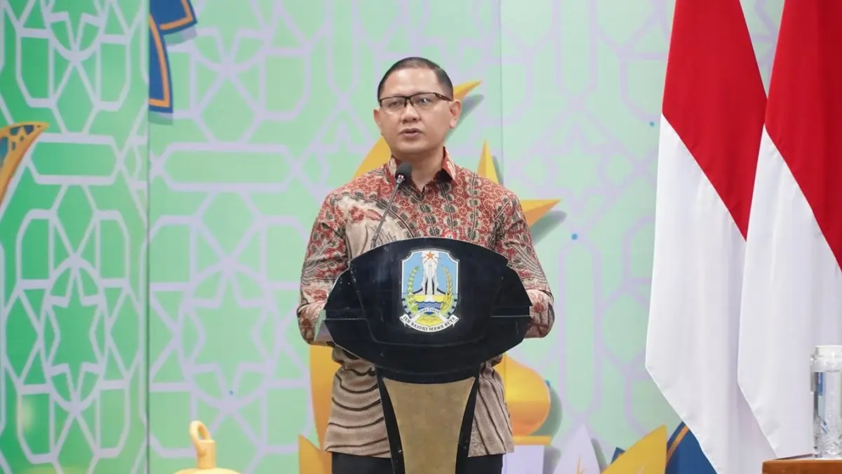 BERPRESTASI: Kepala Dindik Jatim, Aries Agung Paewai, sebut 24.213 siswa dari Jatim tembus PTN di Indonesia.(IST/RADAR SURABAYA)