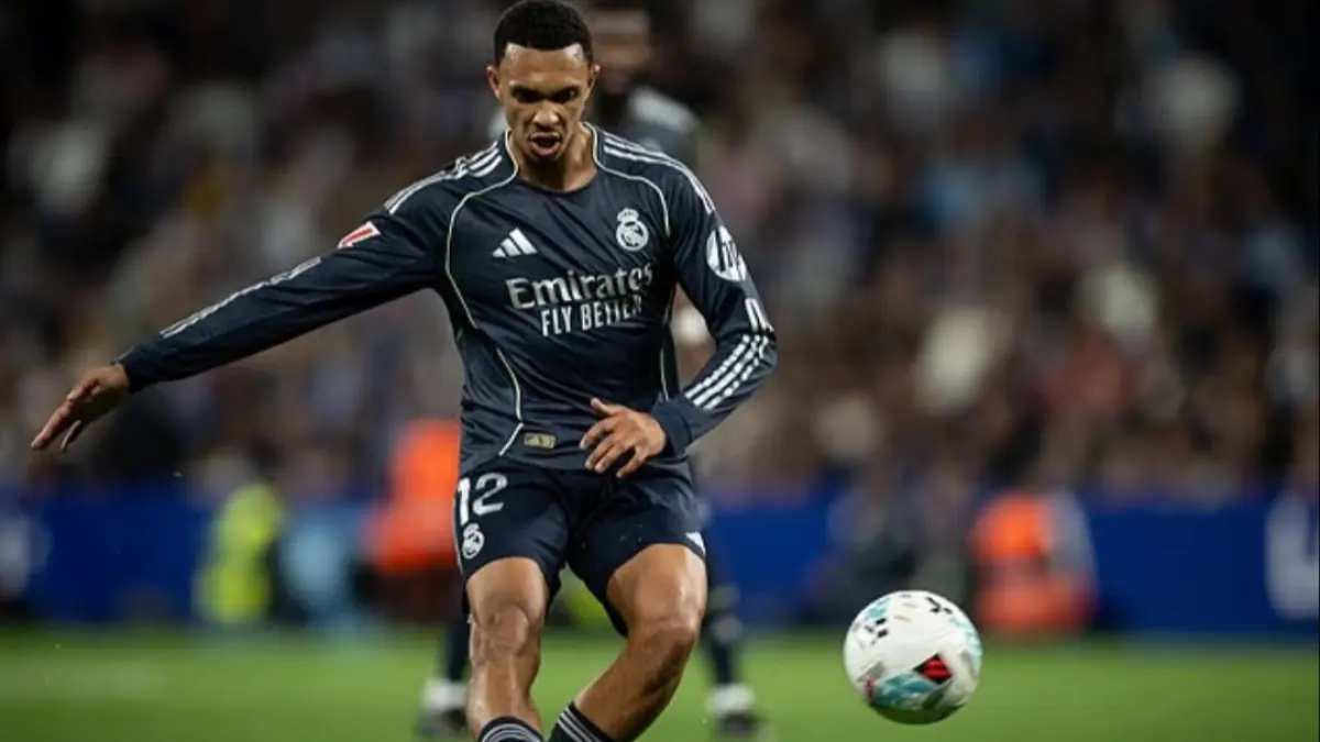 Trent Alexander-Arnold adalah salah satu pemain yang tidak akan pergi ke Piala Dunia. (Dailymail) 