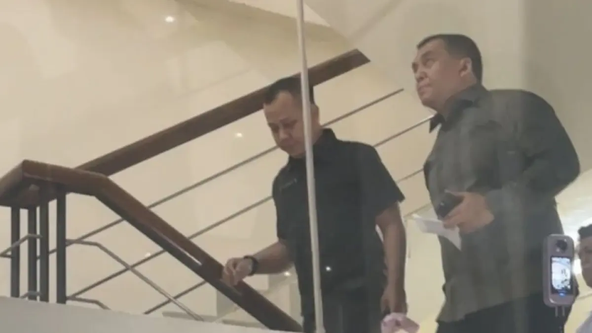  Wakil Menteri Imigrasi dan Pemasyarakatan Silmy Karim ketika mendatangi Gedung Merah Putih KPK, Jakarta, Rabu (3/6). (ANTARA/Rio Feisal) 
