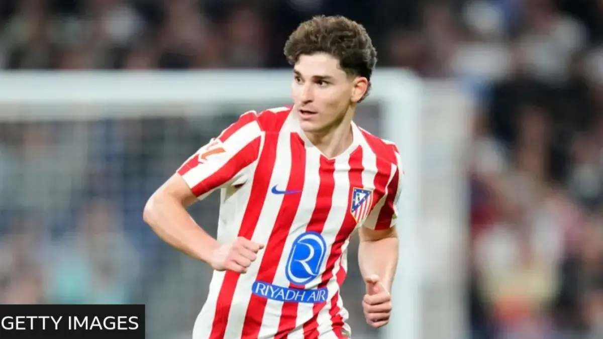 Julian Alvarez tidak dilepas Atletico Madrid. (BBC) 