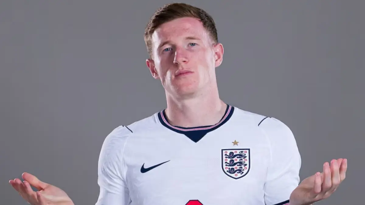 Elliott Anderson jadi pemain yang paling diinginkan di Inggris. (The Guardian) 