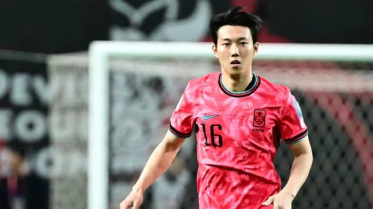 Bek tengah Timnas Korea Selatan, Lee Han-beom, diminati Liverpool. (TeamTalk) 