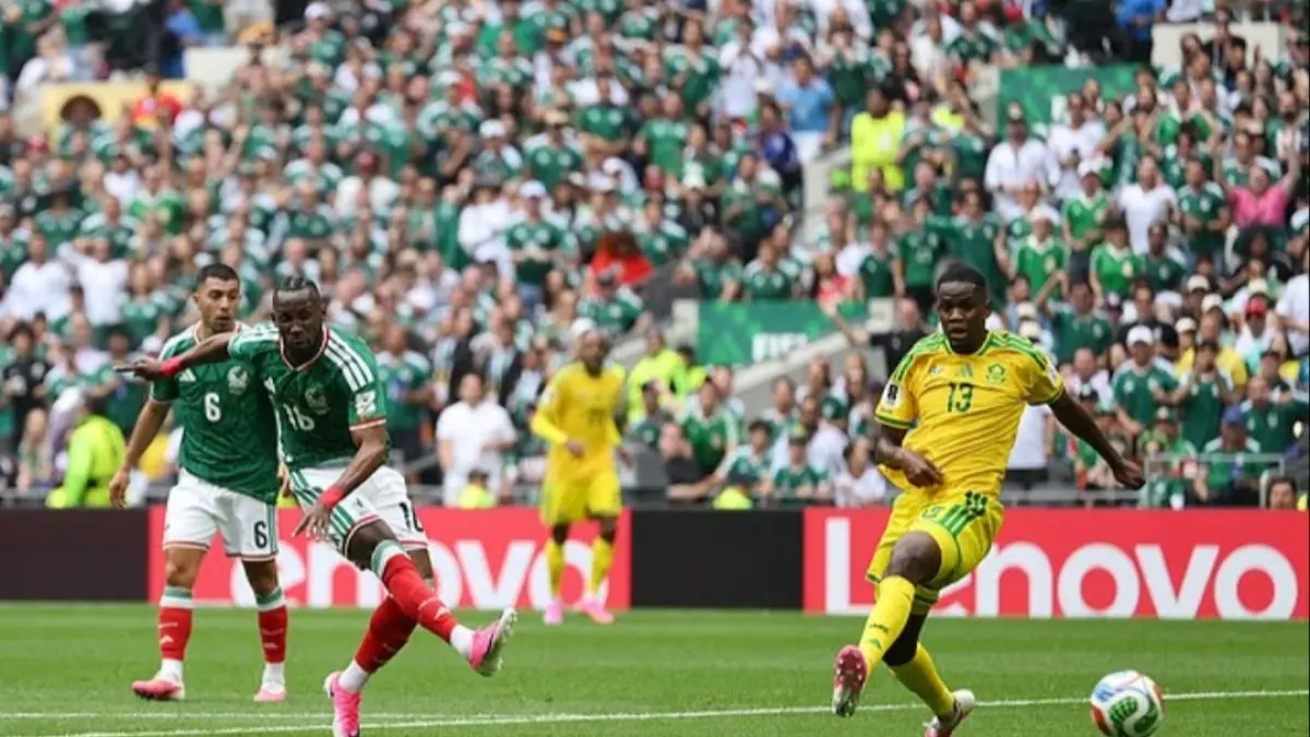 Julian Quinones jadi pencetak gol pertama si Piala Dunia 2026.(Dailymail) 