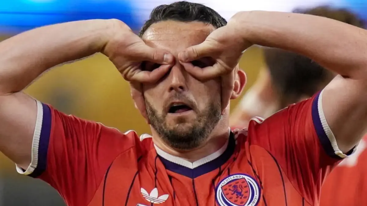 John McGinn merayakan golnya dengan gaya khasnya setelah mencetak satu-satunya gol dalam pertandingan lawan Haiti. 
Foto: David Butler II/IMAGN IMAGES/Reuters.
