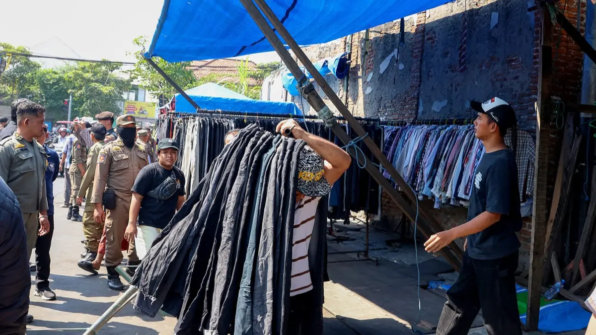 PENERTIBAN: Ketua DPRD Surabaya, Syaifudin Zuhri, mengatakan, penataan pasar tradisional harus melalui pendekatan secara komprehensif. (IST/RADAR SURABAYA)