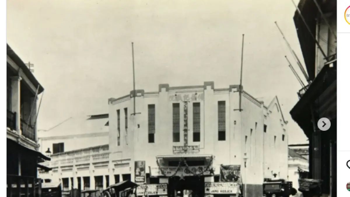 Bioskop Pie Oen Kie berubah jadi Nanking Theater di kawasan Pabean, Surabaya. (IST)