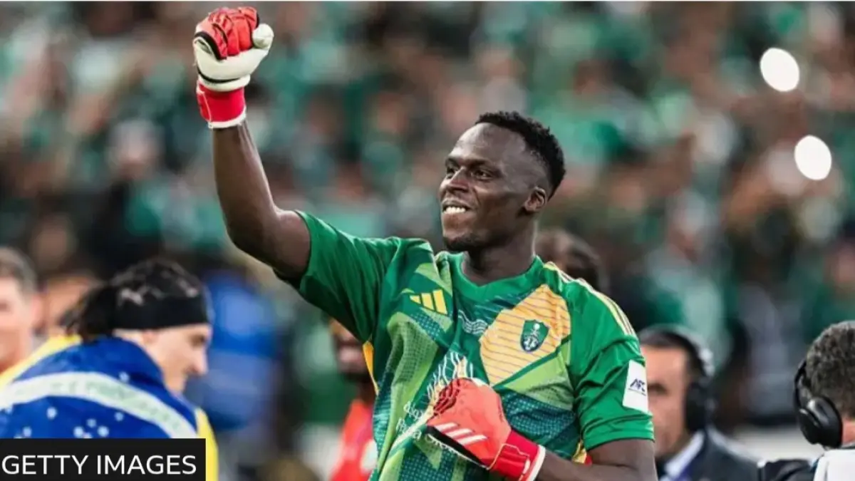 Kiper senior Senegal, Edouard Mendy, salah pemain kelahiran Prancis yang memilih memperkuat negara leluhurnya. (BBC) 