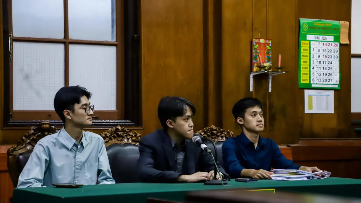 Kuasa hukum PT Java Fortis Corporindo, Kimham Pentakosta (tengah) dari MSA Lawfirm.