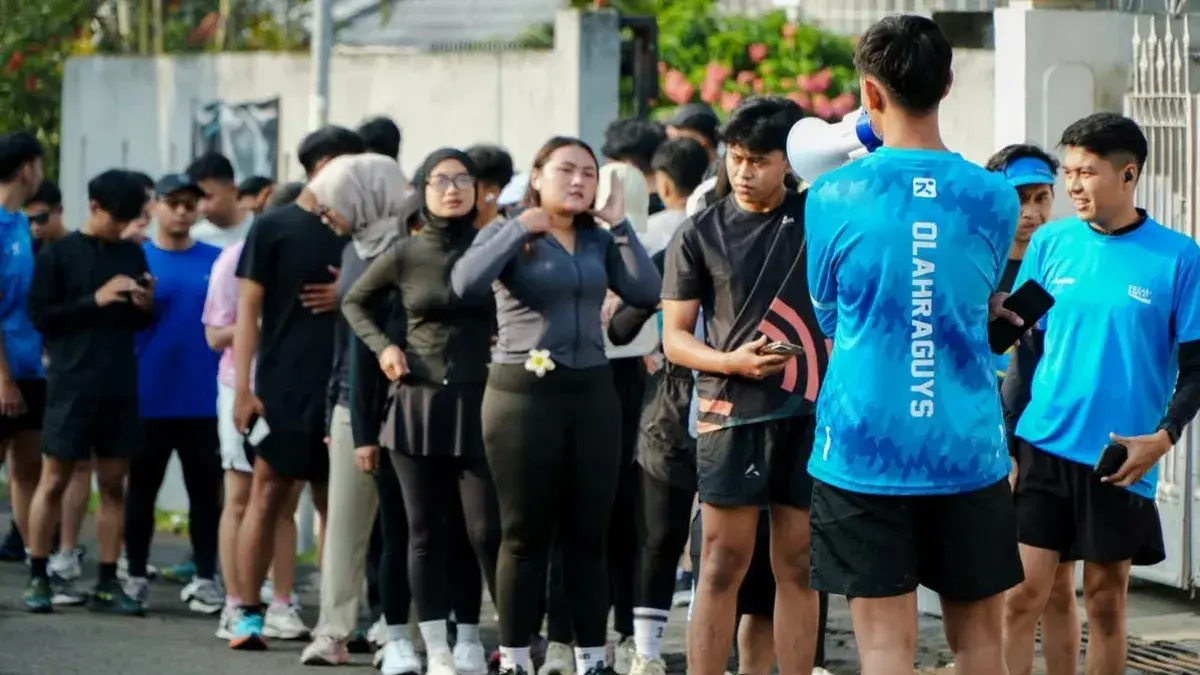  Tren olahraga di kalangan Gen Z kini tidak lepas dari perpaduan gaya hidup sehat dan padu padan busana (outfit) yang estetik demi kebutuhan konten di media sosial. 