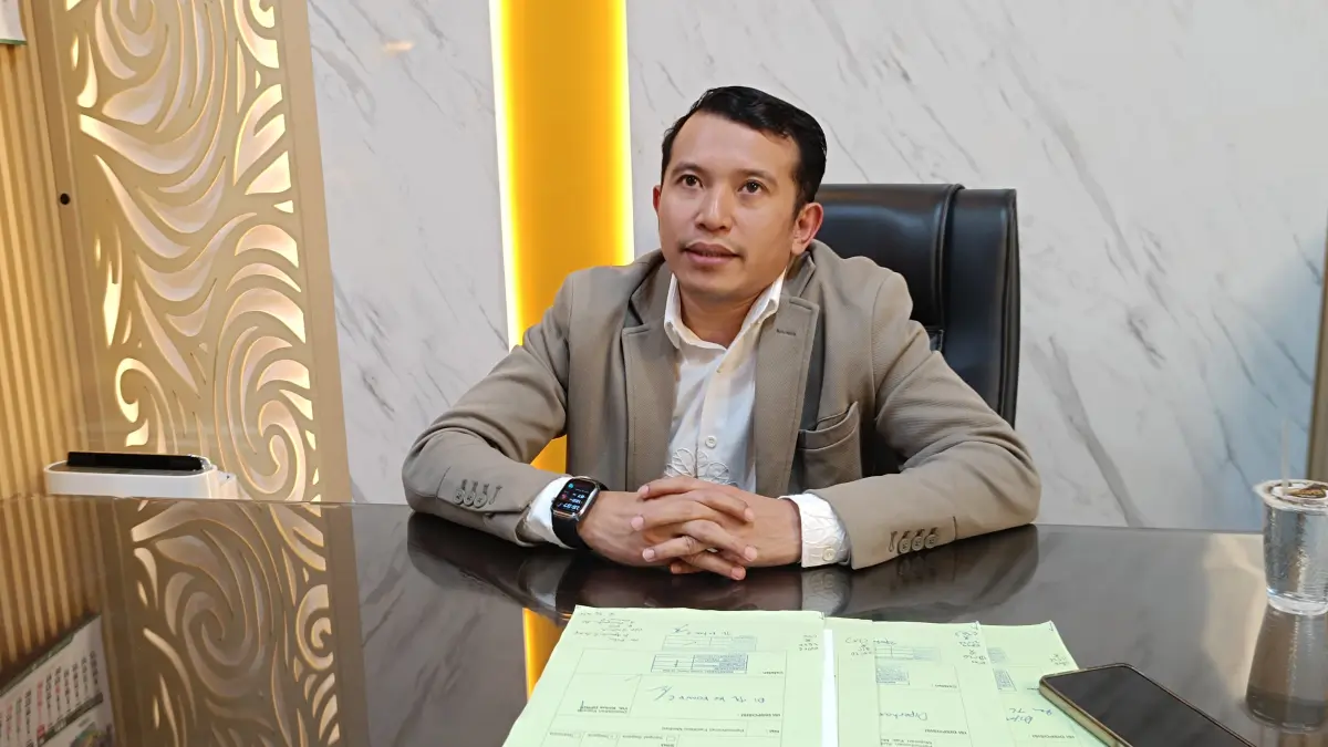 TEROBOSAN: Ketua Komisi C DPRD Jatim, Adam Rusydi, meminta Pemprov Jatim mengkaji pembentukan BUMD khusus untuk sektor pangan.(IST/RADAR SURABAYA)