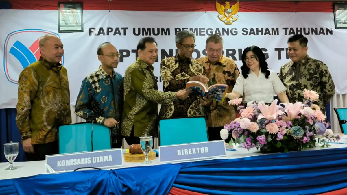 Optimis Tumbuh: Jajaran Direksi dan Komisaris PT Indospring menjelaskan tahun 2026 optimis tumbuh 16 persen meskipun pasar komponen kendaraan bermotor di dalam dan luar negeri masih menantang.(M.Afiq firdaus) 