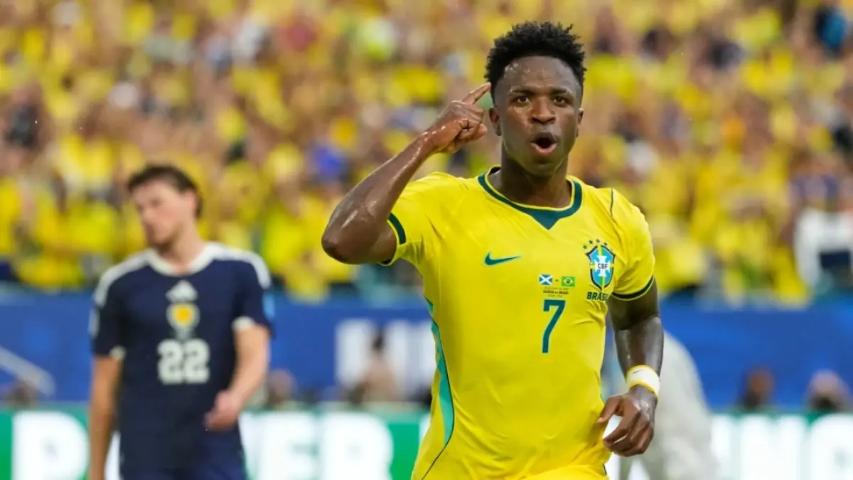 Vinicius Junior semakin tajam bersama skuad Brasil. (The Guardian) 