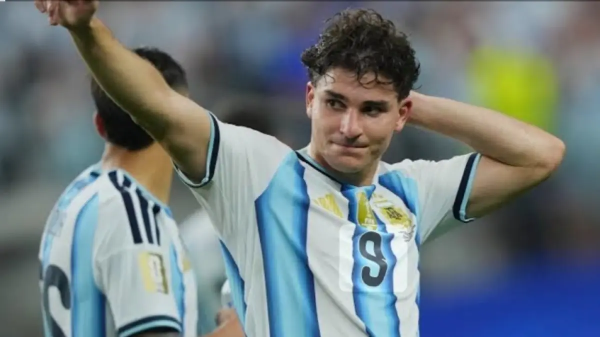Julian Alvarez berpotensi menjadi starter. (BBC) 