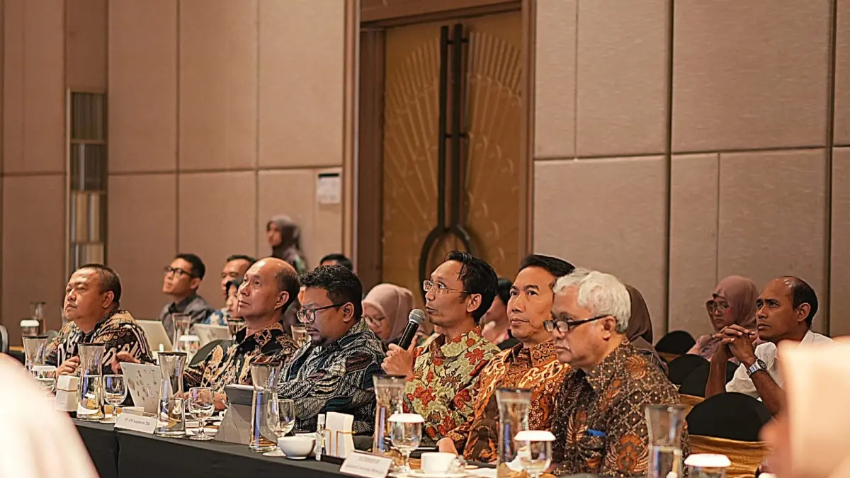 ANTUSIAS: Peserta terlihat antusias mengikuti kegiatan sertifikasi AWS yang dihelat oleh PT HM Sampoerna Tbk-SKT Plant Rungkut 1 dan Rungkut 2 Surabaya. (IST)