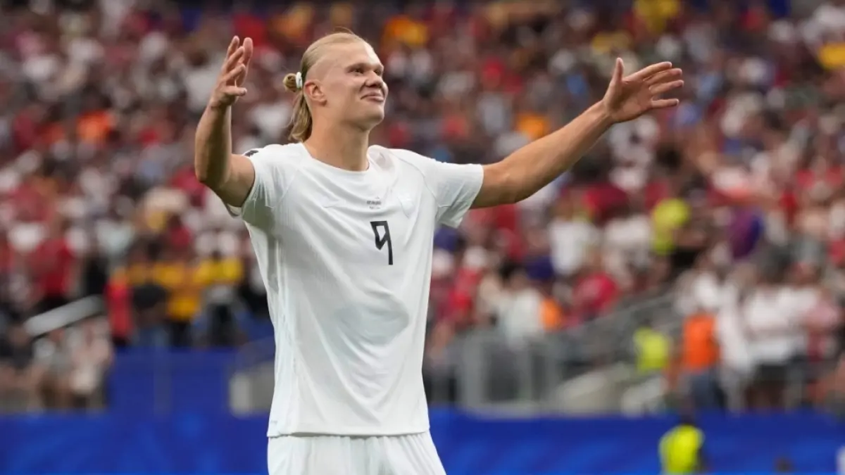 Erling Haaland bawa Norwegia melaju ke perempat final. (AP Photo/Tony Gutierrez) 