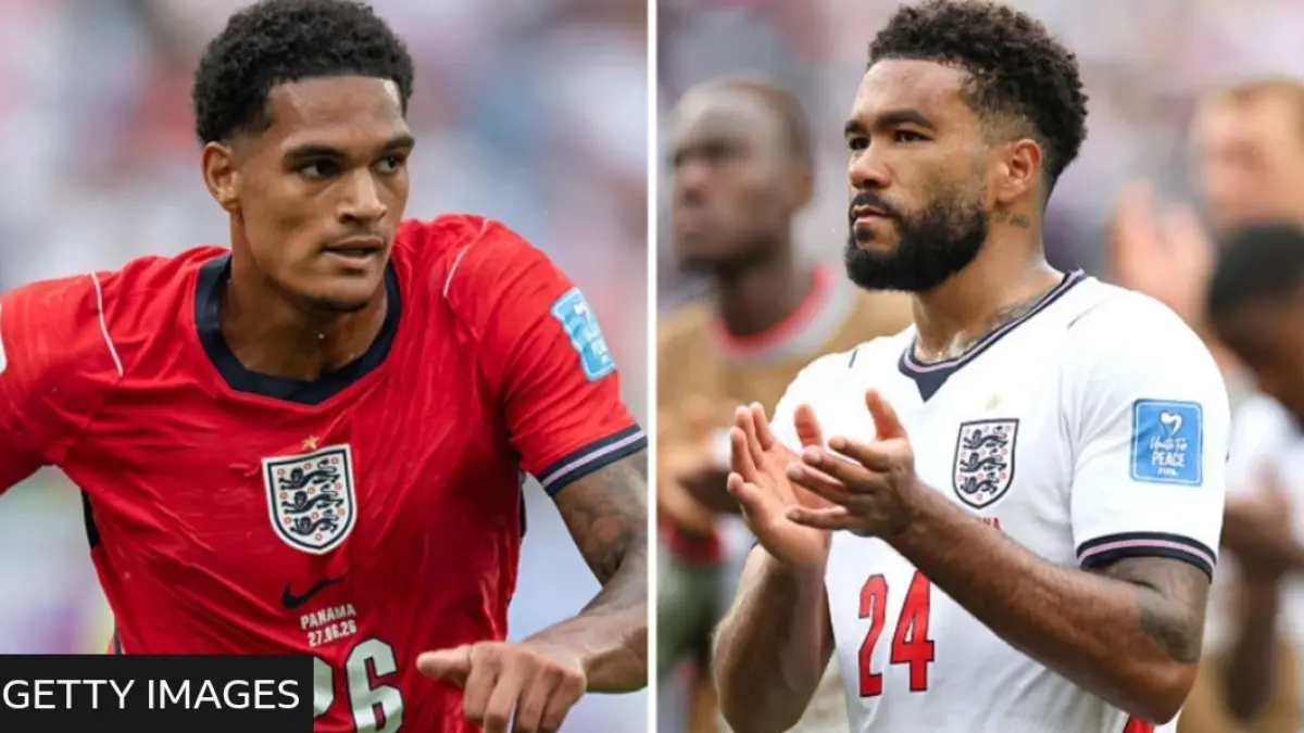 Jarell Quansah (kiri) dan Reece James absen latihan terakhir persiapan jelang lawan RD Kongo. (BBC) 