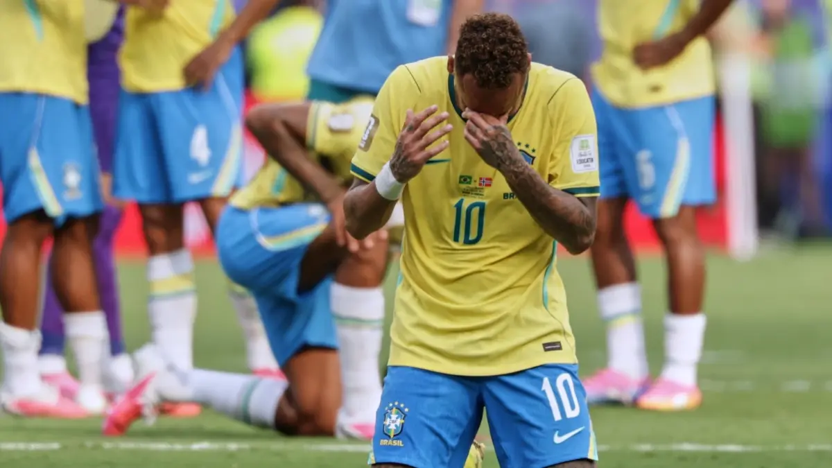 Neymar mengakhiri kariernya bersama timnas Brasil usai tersingkir dari Piala Dunia 2026.(AP Photo) 